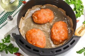 Куриные котлеты в аэрогриле Куриные котлеты в аэрогриле