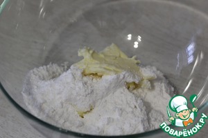 Творожная пасха с клубничным соусом