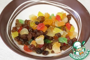 Творожная пасха с клубничным соусом