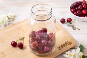 Вишневый компот на зиму