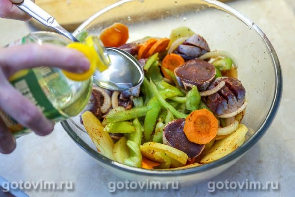 Утиные желудки с овощами, запеченные в рукаве Утиные желудки с овощами, запеченные в рукаве