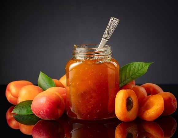 "Вкус просто фантастический": такое абрикосовое варенье точно будет радовать всю зиму 