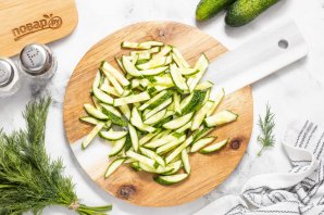 Салат из капусты с укропом Салат из капусты с укропом