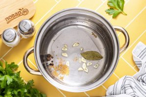 Быстрое маринование шампиньонов Быстрое маринование шампиньонов