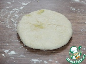 Слоеные пирожки с луком и картошкой Слоеные пирожки с луком и картошкой