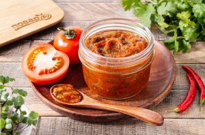 Грузинский соус "Сацебели" Грузинский соус "Сацебели"