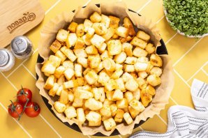 Сухарики с чесноком в духовке Сухарики с чесноком в духовке