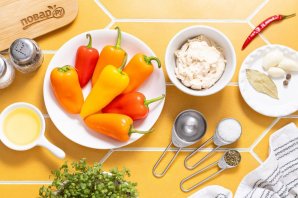 Маринованные мини-перцы с сыром