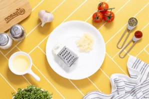 Сухарики с чесноком в духовке Сухарики с чесноком в духовке