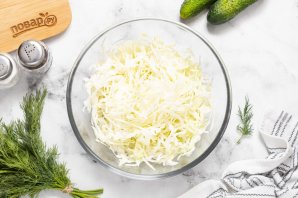 Салат из капусты с укропом Салат из капусты с укропом