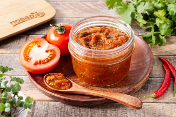 Грузинский соус "Сацебели" Грузинский соус "Сацебели"