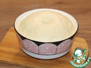 Слоеные пирожки с луком и картошкой Слоеные пирожки с луком и картошкой