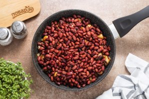 Красная фасоль с грибами