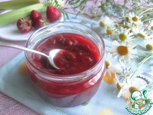 Джем из ревеня, клубники и изюма