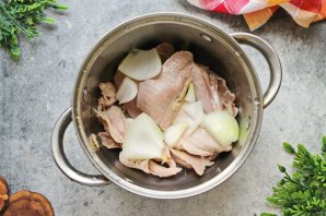 Курица отварная