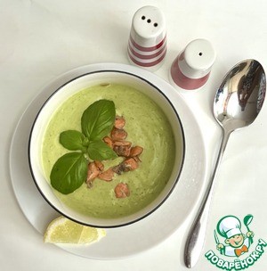 Холодный суп из цуккини и горошка