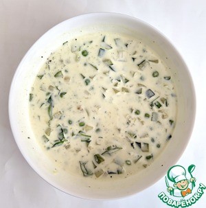 Холодный суп из цуккини и горошка