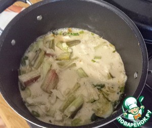 Креветки в ревенево-кокосовом самбале