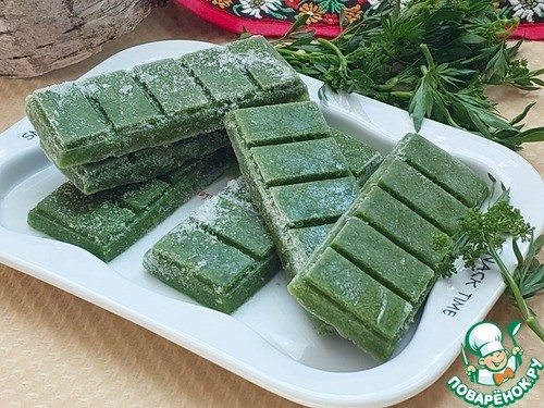 Зеленое пюре из стеблей зелени "Экономное"