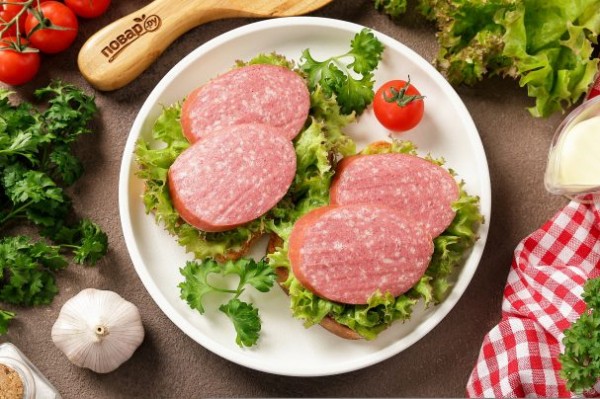 Бутерброды с колбасой Бутерброды с колбасой