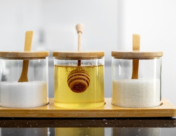 Испортят все блюда: шеф-повар Беседин раскрыл главную ошибку в хранении соли и сахара Испортят все блюда: шеф-повар Беседин раскрыл главную ошибку в хранении соли и сахара