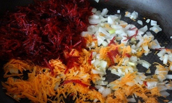 Как приготовить зеленый борщ со щавелем и яйцом — 6 простых рецептов с различными ингредиентами
Как приготовить зеленый борщ со щавелем и яйцом — 6 простых рецептов с различными ингредиентами