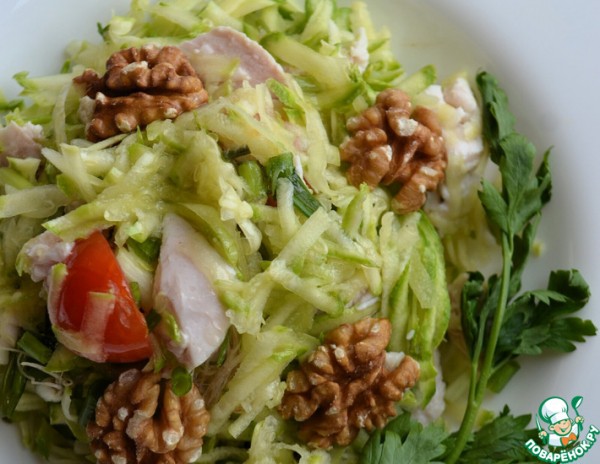 Салат с куриной грудкой