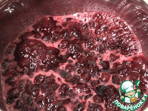 Шоколадный торт с вишней Шоколадный торт с вишней