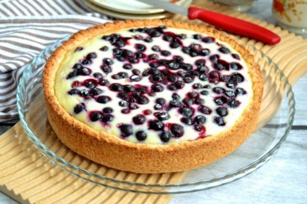 Сметанник со смородиной Сметанник со смородиной