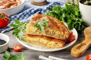 Заливной сырно-мясной пирог "Удивительный" Заливной сырно-мясной пирог "Удивительный"