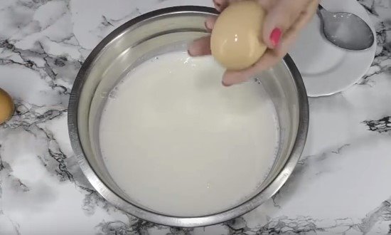 Блины на молоке тонкие, ажурные — рецепты самых вкусных блинов с дырочками
Блины на молоке тонкие, ажурные — рецепты самых вкусных блинов с дырочками