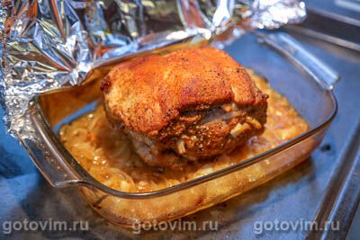 Свиная шея в фольге, запеченная с луком и сливочным маслом Свиная шея в фольге, запеченная с луком и сливочным маслом