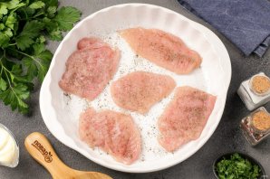 Курица с черносливом в духовке Курица с черносливом в духовке