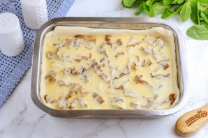 Пирог с лисичками на слоеном тесте Пирог с лисичками на слоеном тесте