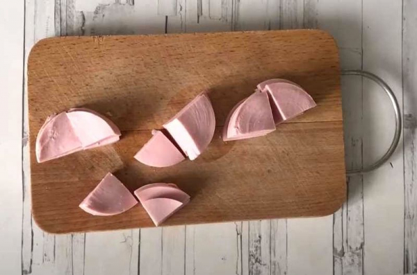 Пицца рецепт на сковороде в домашних условиях быстро и вкусно
Пицца рецепт на сковороде в домашних условиях быстро и вкусно