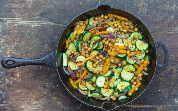 Кабачки на сковороде — 6 рецептов приготовления быстрых и вкусных молодых кабачков
Кабачки на сковороде — 6 рецептов приготовления быстрых и вкусных молодых кабачков