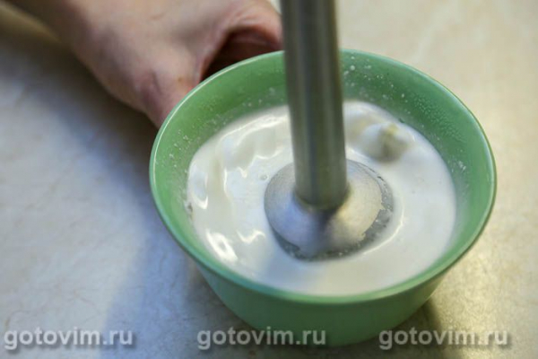 Куриные бедра с сырным соусом горгонзола и грецкими орехами Куриные бедра с сырным соусом горгонзола и грецкими орехами