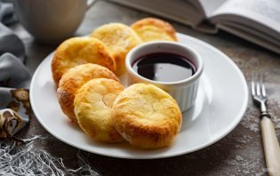 Cырники в аэрогриле Cырники в аэрогриле