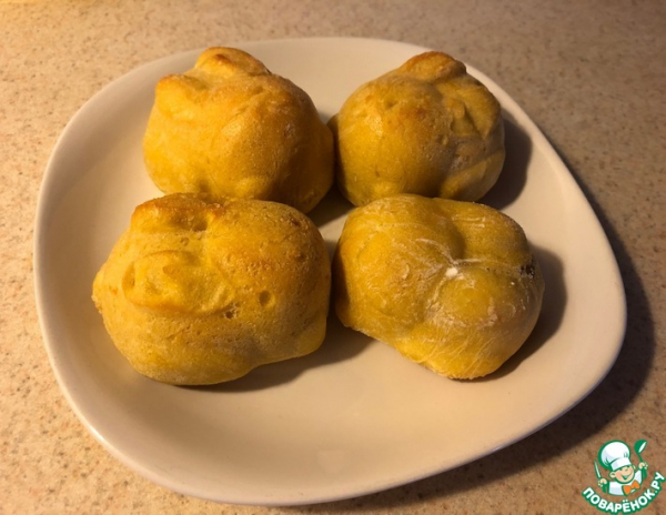 Булочки-кролики с яблочным пюре Булочки-кролики с яблочным пюре