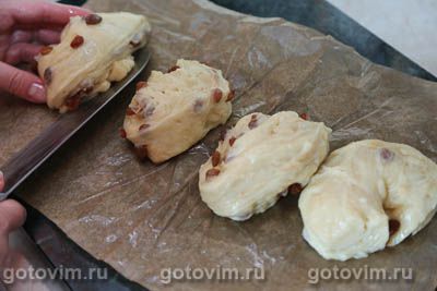 Кулич бриошь с изюмом Кулич бриошь с изюмом