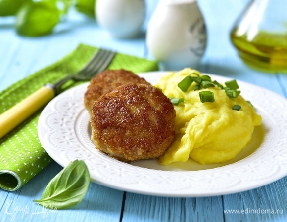 Почему котлеты разваливаются при жарке — проверьте, не допускаете ли вы эти ошибки 