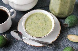 Сырое варенье из фейхоа Сырое варенье из фейхоа