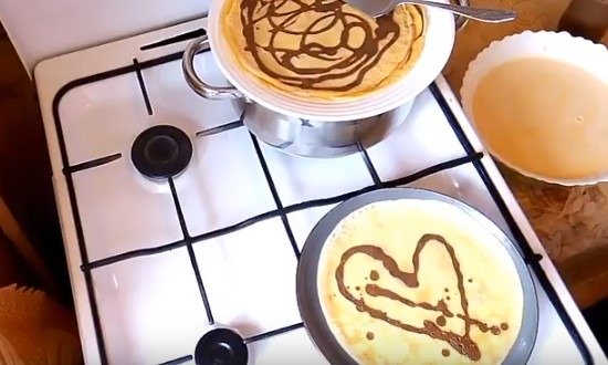 Блины на молоке тонкие, ажурные — рецепты самых вкусных блинов с дырочками
Блины на молоке тонкие, ажурные — рецепты самых вкусных блинов с дырочками