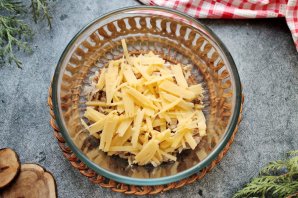 Салат "Гнездо глухаря" с пекинской капустой Салат "Гнездо глухаря" с пекинской капустой