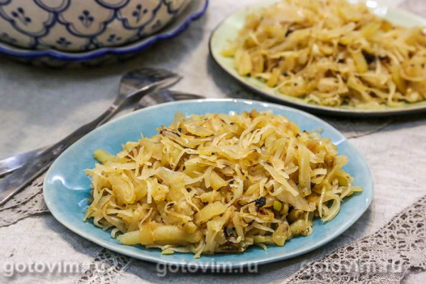 Картофель, жаренный с капустой