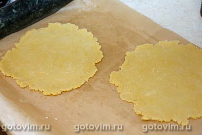 Торт из орехового безе с заварным кремом «Сенаторский» Торт из орехового безе с заварным кремом «Сенаторский»