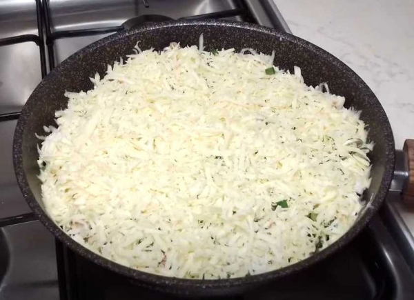 Пицца рецепт на сковороде в домашних условиях быстро и вкусно
Пицца рецепт на сковороде в домашних условиях быстро и вкусно