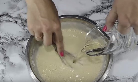 Блины на молоке тонкие, ажурные — рецепты самых вкусных блинов с дырочками
Блины на молоке тонкие, ажурные — рецепты самых вкусных блинов с дырочками