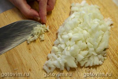 Куриные бедра в сливочном соусе с помидорами черри и сыром Куриные бедра в сливочном соусе с помидорами черри и сыром