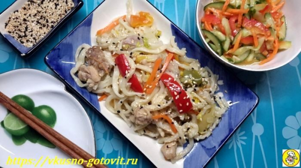 
Рецепт лапши с курицей и овощами в домашних условиях	